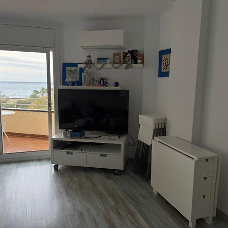 Apart. Pineda De Mar-Sea And Mountains Views Exterior photo